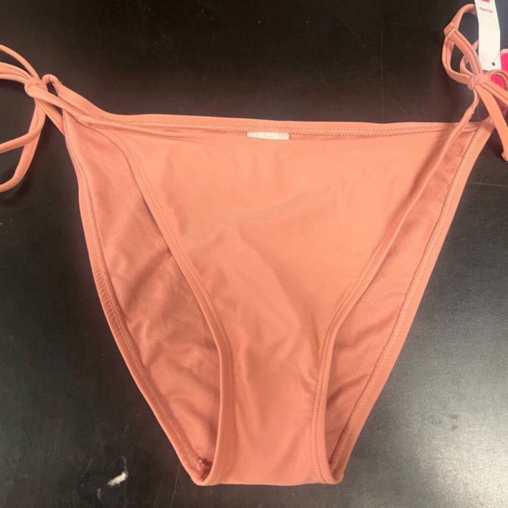 Xhilaration Juniors String Bikini Cheeky Bottoms, Salmon, Size Large 8/10.